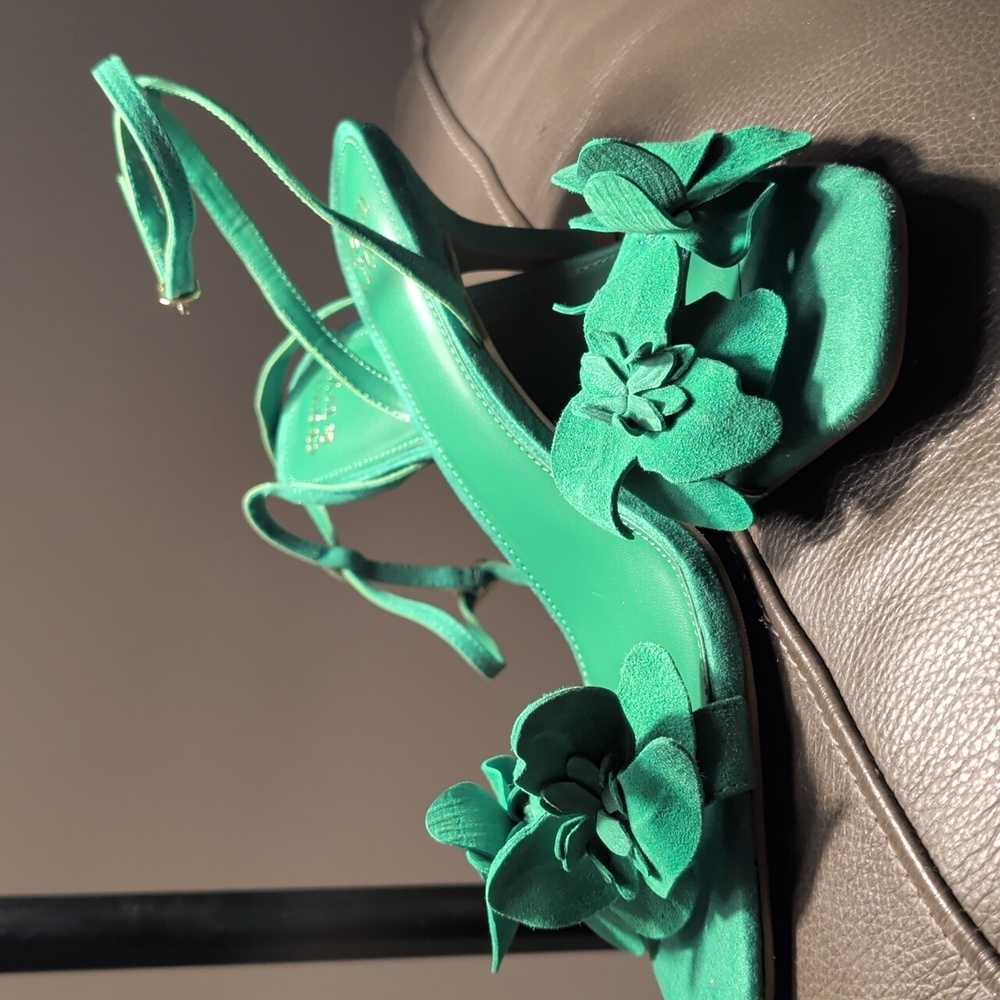 🍀Crown & Ivy Kelly Green Floral Women’s Strappy High Heel Sandal New Size 11 - Picture 8 of 9